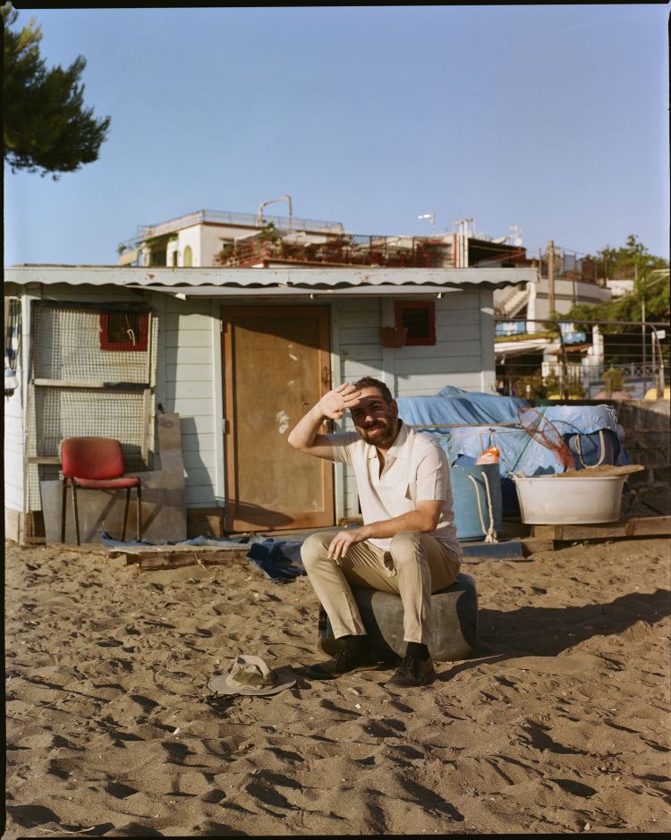 L'artista Bassolino
