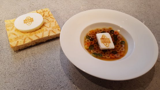 Minestra di pasta e verdure con meringa di Grana Padano, Andrea Berton
