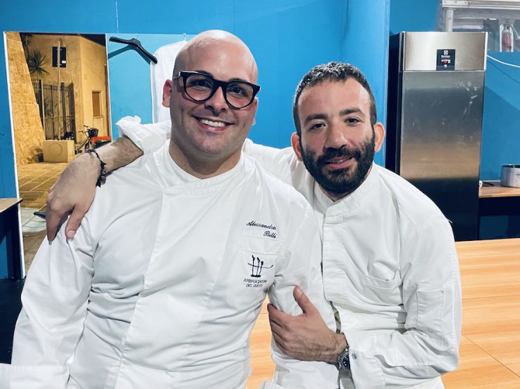 Alessandro Billi e Pierpaolo Ferracuti dietro le quinte della finale del campionato italiano di cous cous a San Vito Lo Capo nel Trapanese
