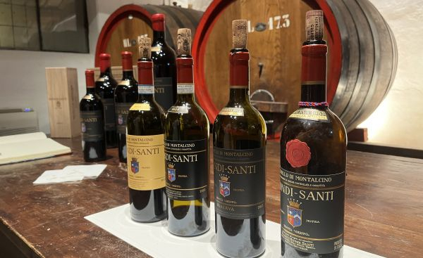 I vini di Biondi-Santi in anteprima: il Rosso di Montalcino 2018, il Brunello di Montalcino 2016, il Brunello Riserva 2015 e la Riserva Storica 1985
