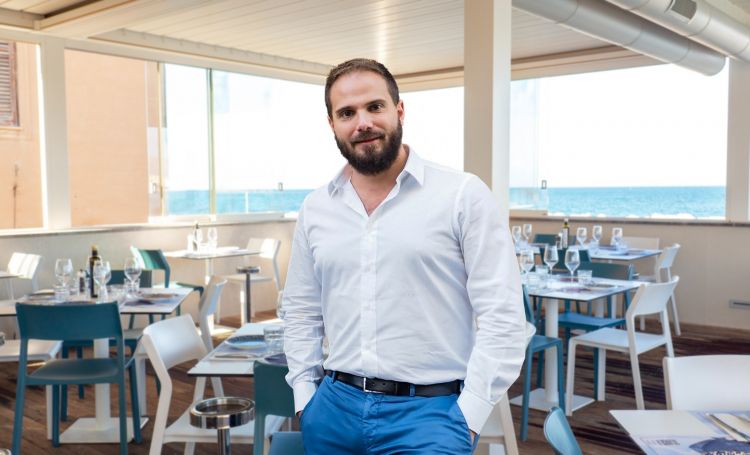 Saverio Borgia con il fratello Vittorio gestisce 16 locali tra diretti e in partnership in 13 anni di attivit&agrave; tra Palermo e Milano. &laquo;Abbiamo colmato una mancanza a Palermo - ha spiegato - portando un'offerta di carne di alta qualit&agrave; cotta in modo semplice e rispettoso&raquo;
