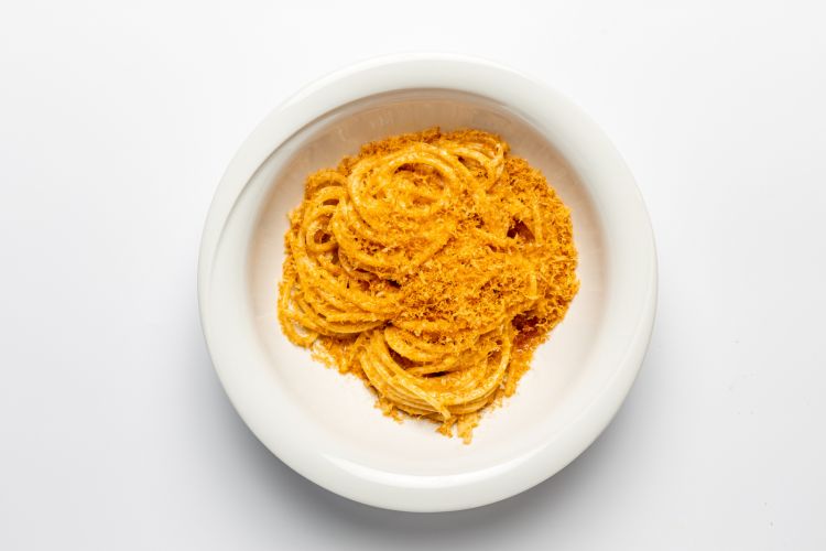 Josto: Spaghettoni alla crema di bottarga

