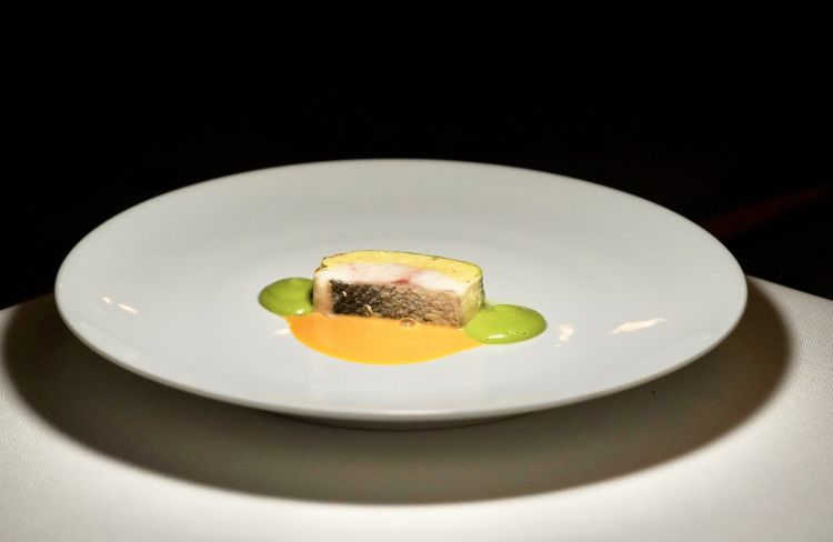 Branzino, zafferano, fico, zucchine