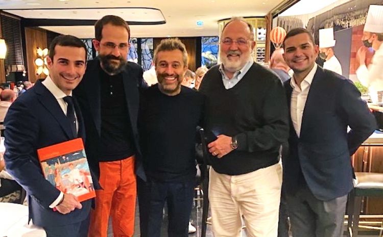 The dining room team: with patron Enrico Buonocore, general manager Alessandro Zingarello (wearing glasses and red trousers), as well as Gianluca Penna, restaurant manager, and Miguel Soliz, assistant manager. Finally, wearing white trousers Paolo Marchi 
