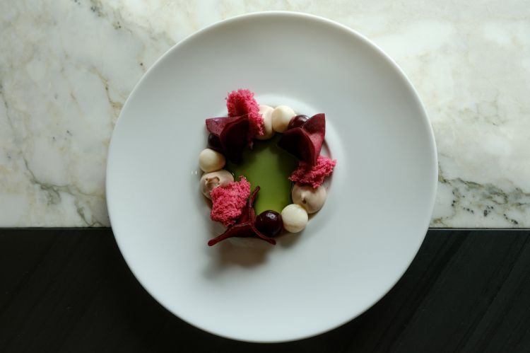 Barbabietola & latte di capra, un dessert