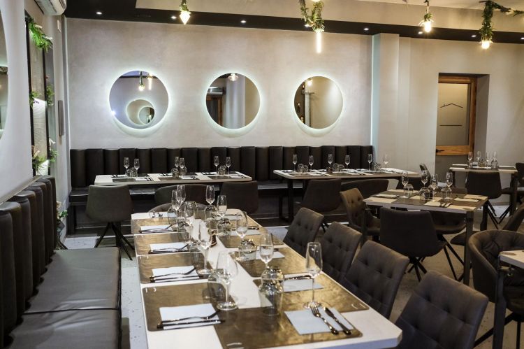La sala principale della pizzeria Casa Daniele di Danilo Maglione, ad Avellino