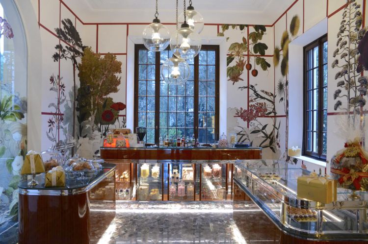 Il&nbsp;Casabianca&nbsp;della famiglia De Santis vnta una pasticceria interna firmata Cova
