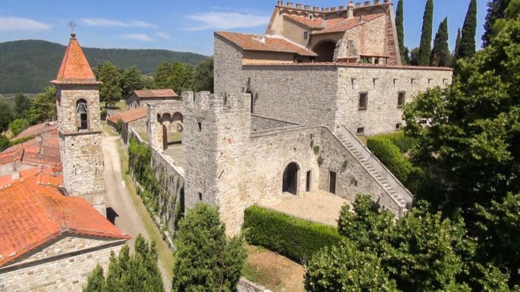 Una bella veduta del Castello di Nipozzano
