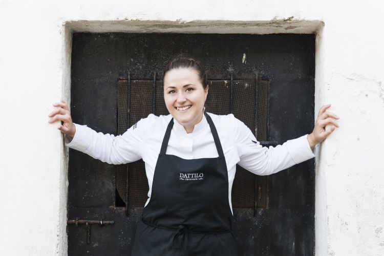 La chef Caterina Ceraudo del ristorante Dattilo, 1 stella Michelin, a Strongoli (Crotone)
