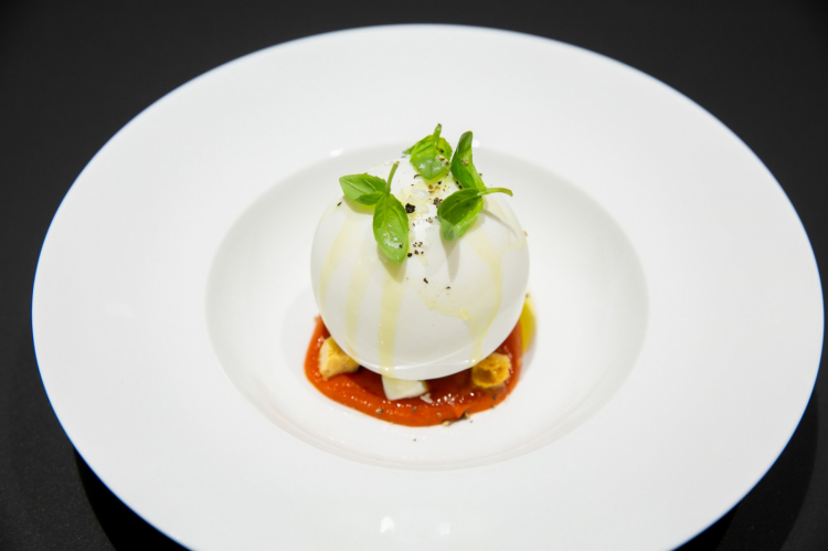 Caprese...dolce, salato, di Andrea Aprea