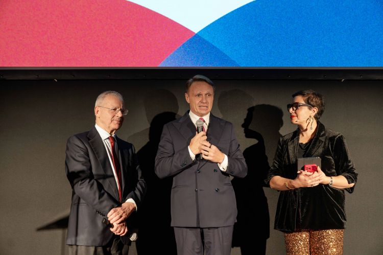 Sul palco della cena celebrativa degli 80 anni di 