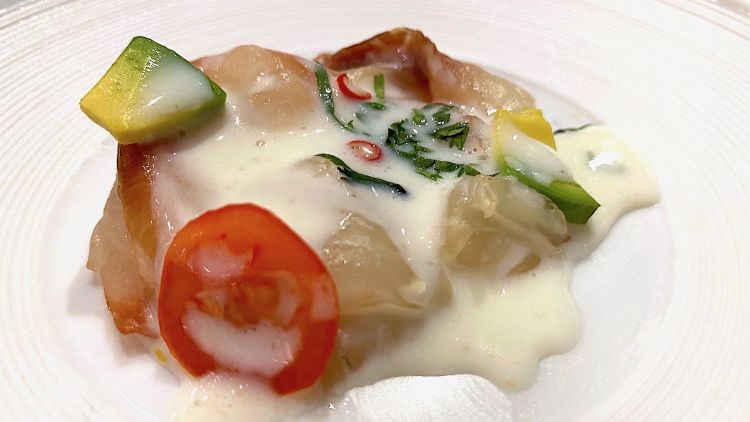Ceviche di orata in stile peruviano
