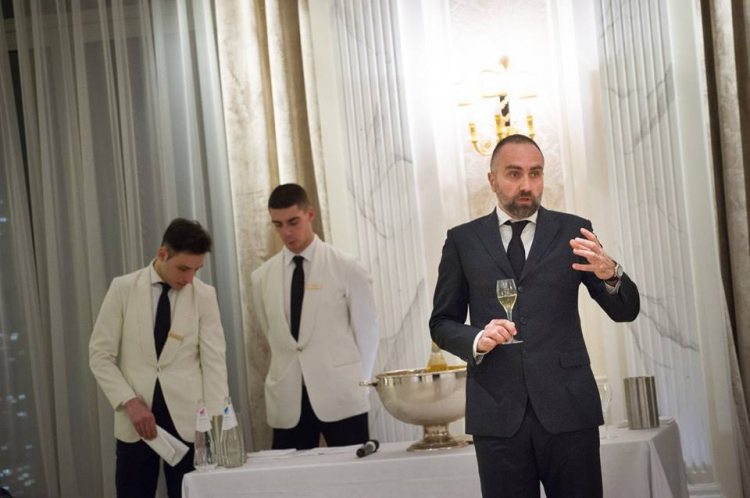 La degustazione è stata guidata da Marco Anichini, Ambasciatore italiano dello Champagne 2009
