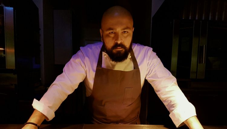 Lo chef Marco Cahssai

