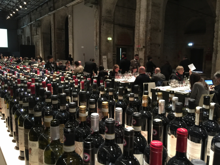 Era possibile assaggiare oltre 600 vini delle ultime annate in commercio