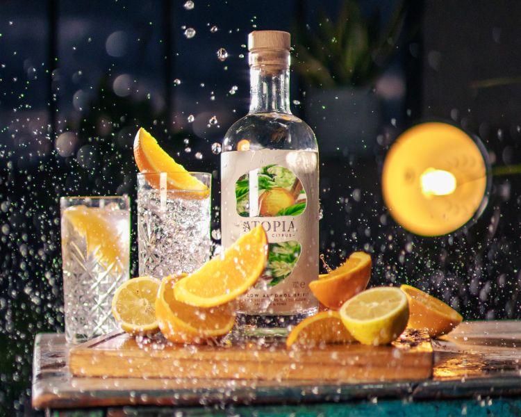 Atopia è la fresca creazione alcohol free realizzata per il gruppo scozzese William Grant&Sons 
