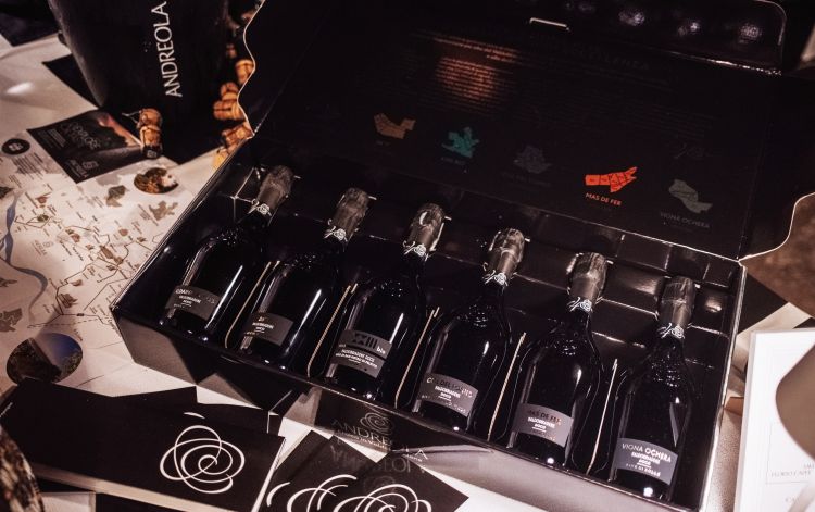 Il cofanetto speciale contenente le sei Rive prodotte da Andreola