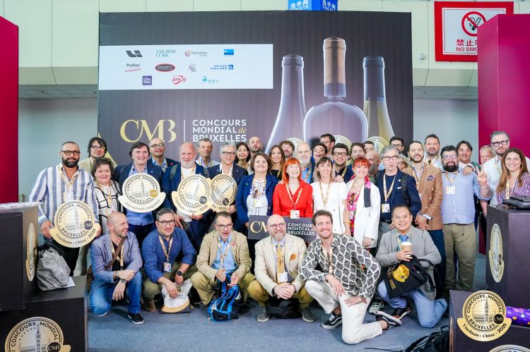 La delegazione italiana al Concours Mondial de Bruxelles a Yinchuan
