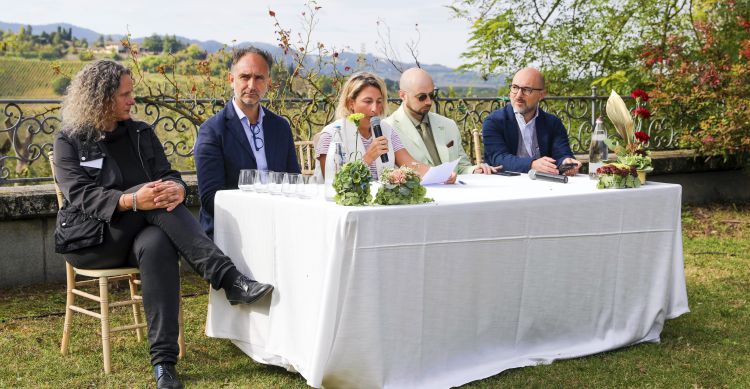 Da sinistra, Valentina Vercelli, Alessandro Beduschi, Francesca Seralvo, Riccardo Binda e Filippo Bartolotta
