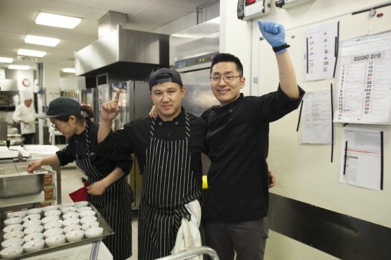 Mingoo Kang and Changho Shin, once colleagues, joined once again in Milan to prepare the dinner for the Korean Food Foundation