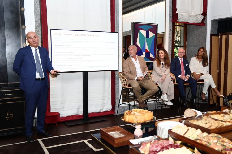 Mauro Santinato, presidente di Teamwork Hospitality, organizzatore dei Best Luxury Hotel Awards

