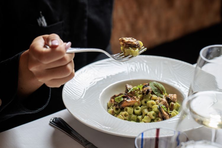 Tubetti aglio, olio, cozze e broccoli