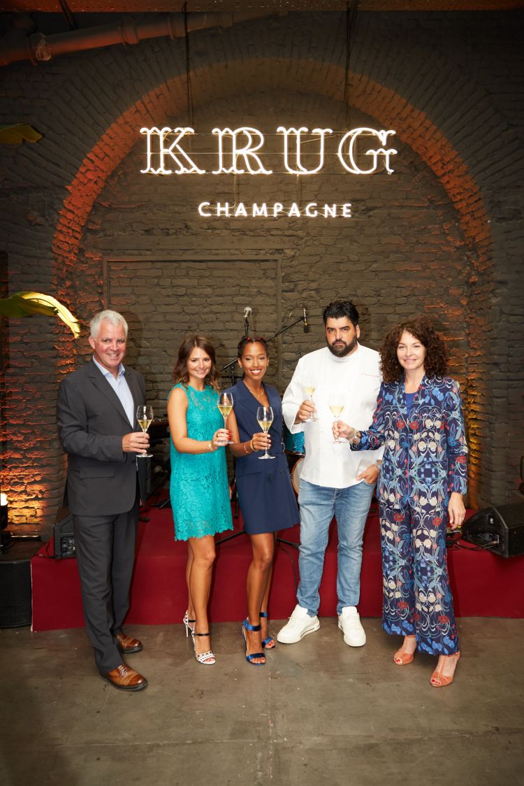 I Millesimi 2008 sono stati presentati con un evento emozionante e immersivo, all'insegna dell'Alta cucina. Tra i protagonisti Olivier Krug, Carola Braggio, Brand magar Krug, lo chef Antonino Cannavacciuolo, Vhelade e Francesca Terragni, Direttore Marketing e Comunicazione Moët Hennessy Italia