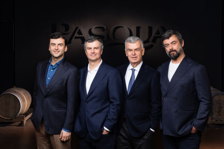 La famiglia Pasqua: da sinistra, Andrea, Alessandro, Umberto e Riccardo

