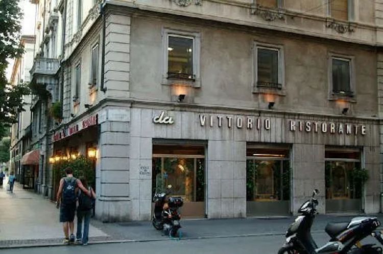 La primigenia sede del Da Vittorio, a Bergamo dalla fondazione, nel 1966, al 2005