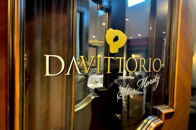 L'entrata del ristorante Da Vittorio St. Morit
