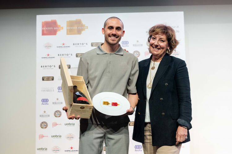 Davide Guidara premiato a Identità Milano 2026 da