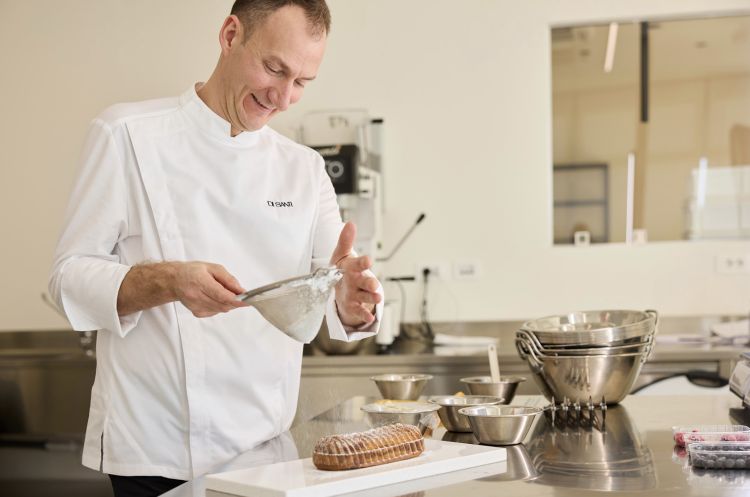 Il De Santi Pastry Lab sar&agrave; un laboratorio che unir&agrave; il rigore dell'alta pasticceria alle richieste&nbsp;quotidiane&nbsp;dei clienti
