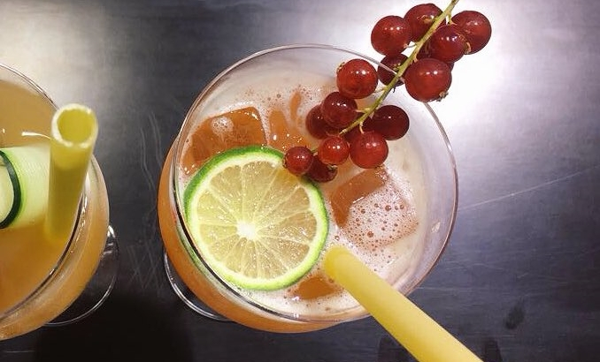 Host Punch - Americano Cocchi, estratto di zenzero, mela, banana e lime, Cocchi Rosa