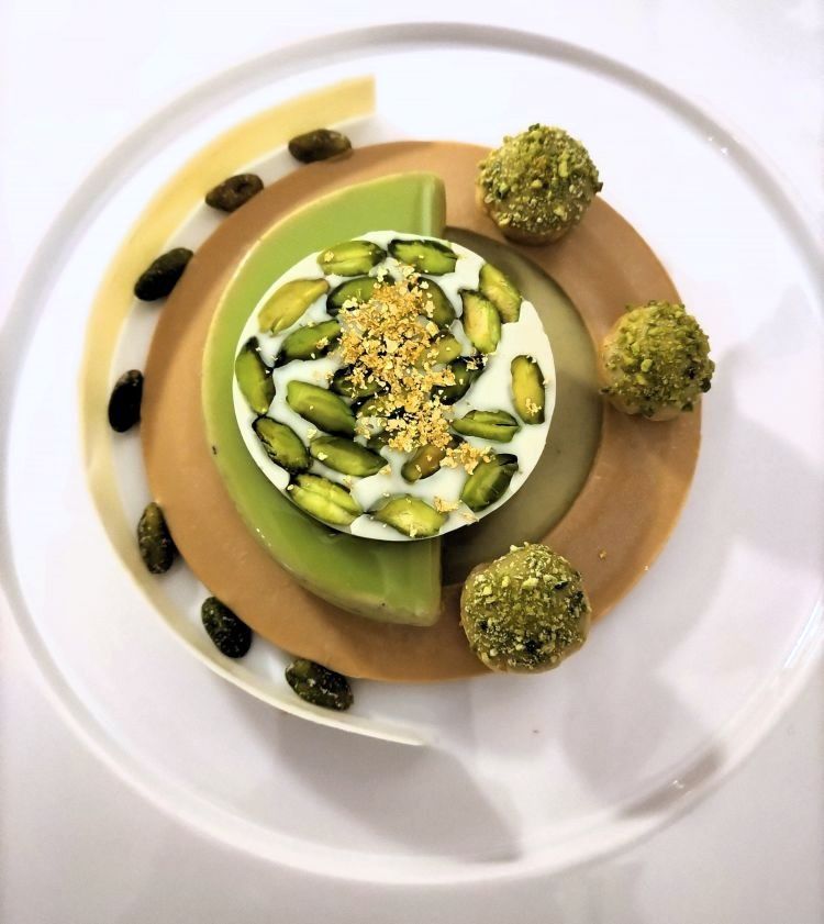 Amarsi un po' è il delizioso cremoso al pistacchio con il quale ho sigillato la mia cena da Sinisgalli