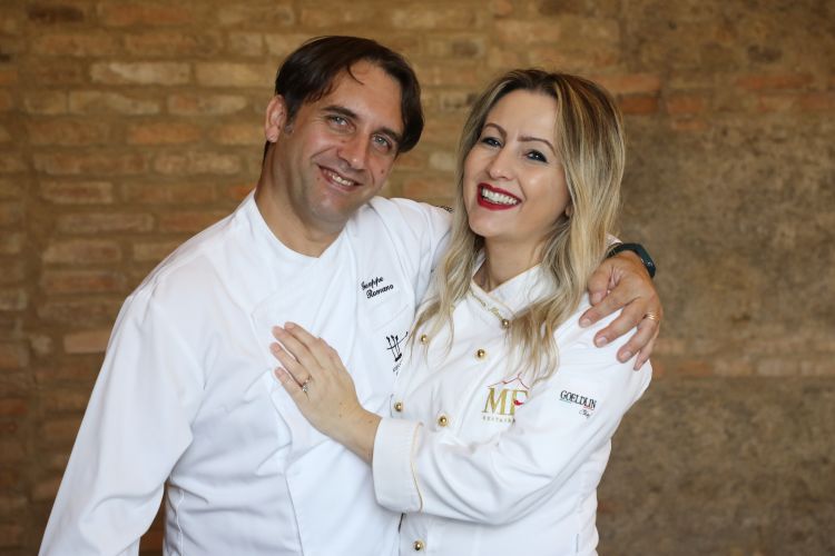 Lo chef Giuseppe Romano ed Eleonora Marcello, pasticciera del ristorante Me - insieme sono coppia nella vita e sul lavoro
