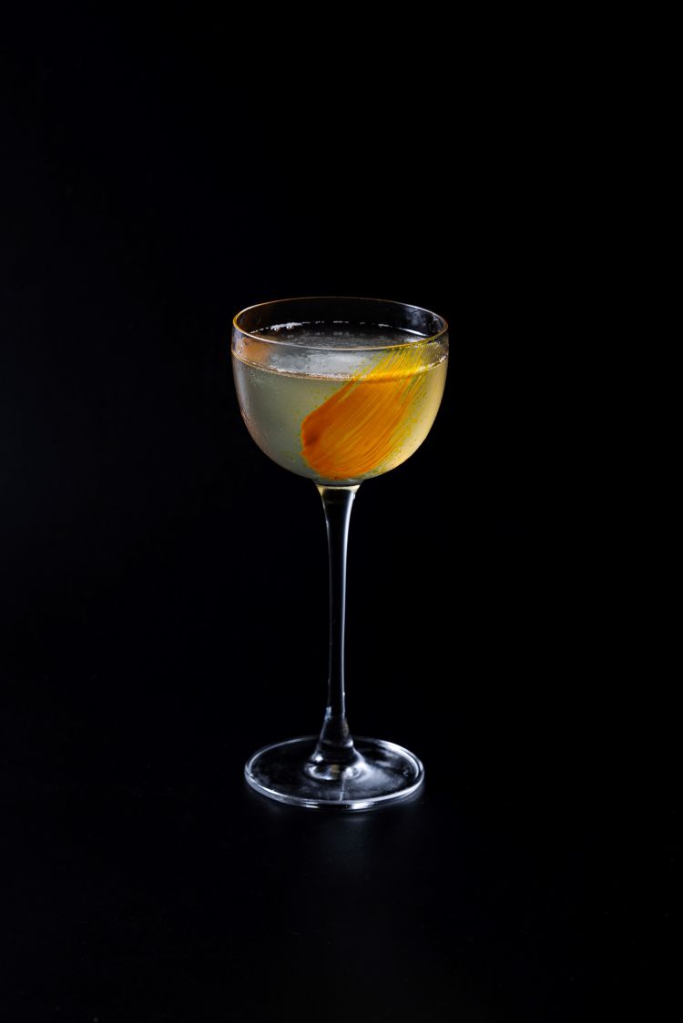 Lombardia, il drink che dà il via al viaggio lungo lo Stivale, e firmato da Gabriele Contatore, bar manager di Co.Mo Bar&Bistrot