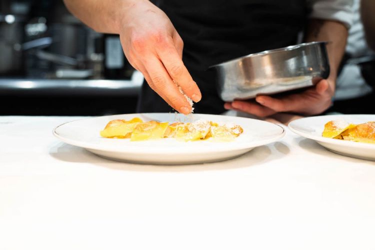 Ravioli di pomodoro con gamberi rossi
