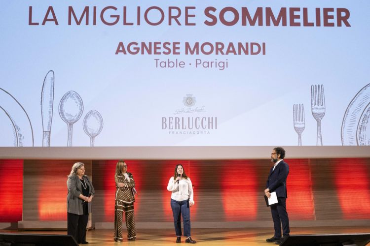 La premiazione, nel 2024, di Agnese Morandi come Miglior sommelier dell'anno