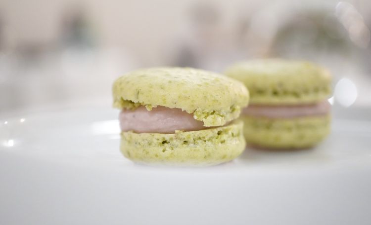 Macaron di pistacchi e mortadella: molto dolce, anche troppo per l'inzio pasto
