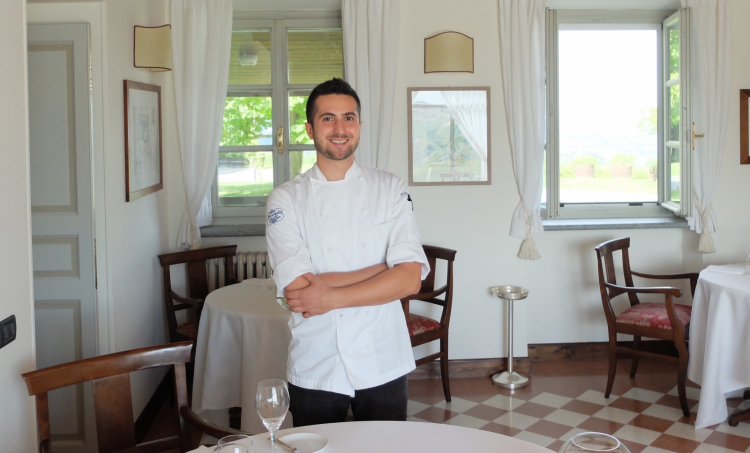 Federico Gallo at Locanda del Pilone. The servic