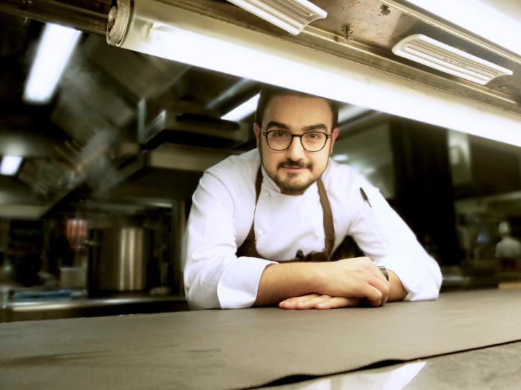 Pasquale Laera, born in 1988, is chef at La Rei, t