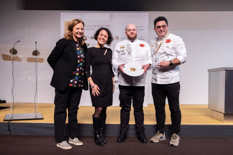 Da destra: Salvatore Bianco, il suo head chef Raf
