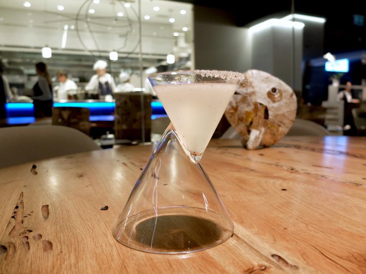 L'aperitivo inizia con un cocktail...