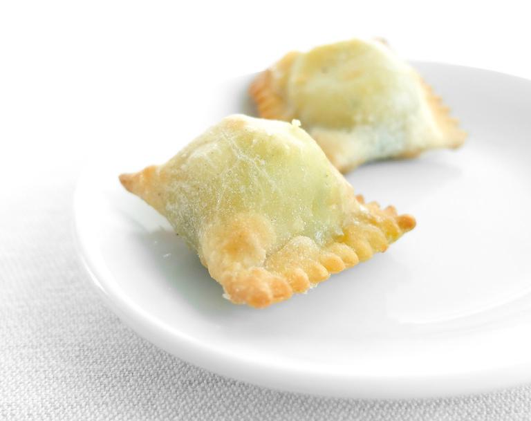 Ravioli con erbe e ricotta
