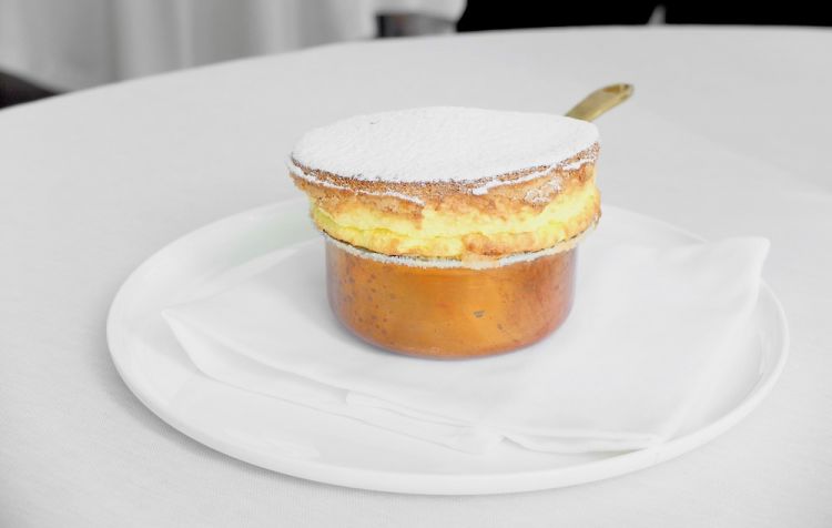 Arriva il Soufflé alla vaniglia, arancia, limone
