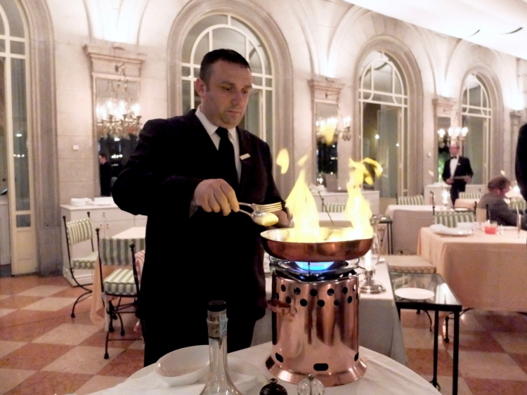 Francesco Licciardo prepara i Rognoni al Calvados