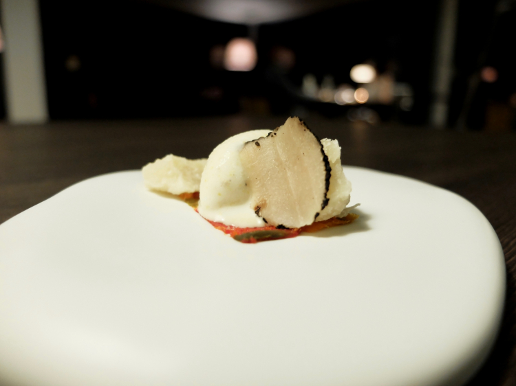 Parmigiano 90 mesi, peperoni, gelato alla polenta e tartufo nero