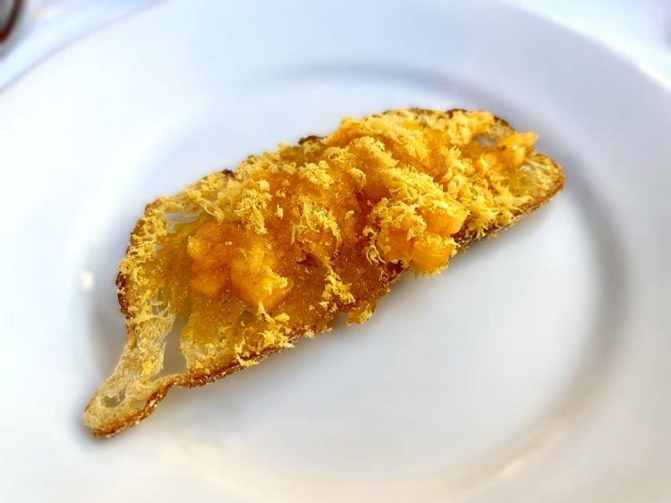 Pane, caco mela e bottarga
