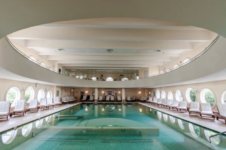 La piscina interna
