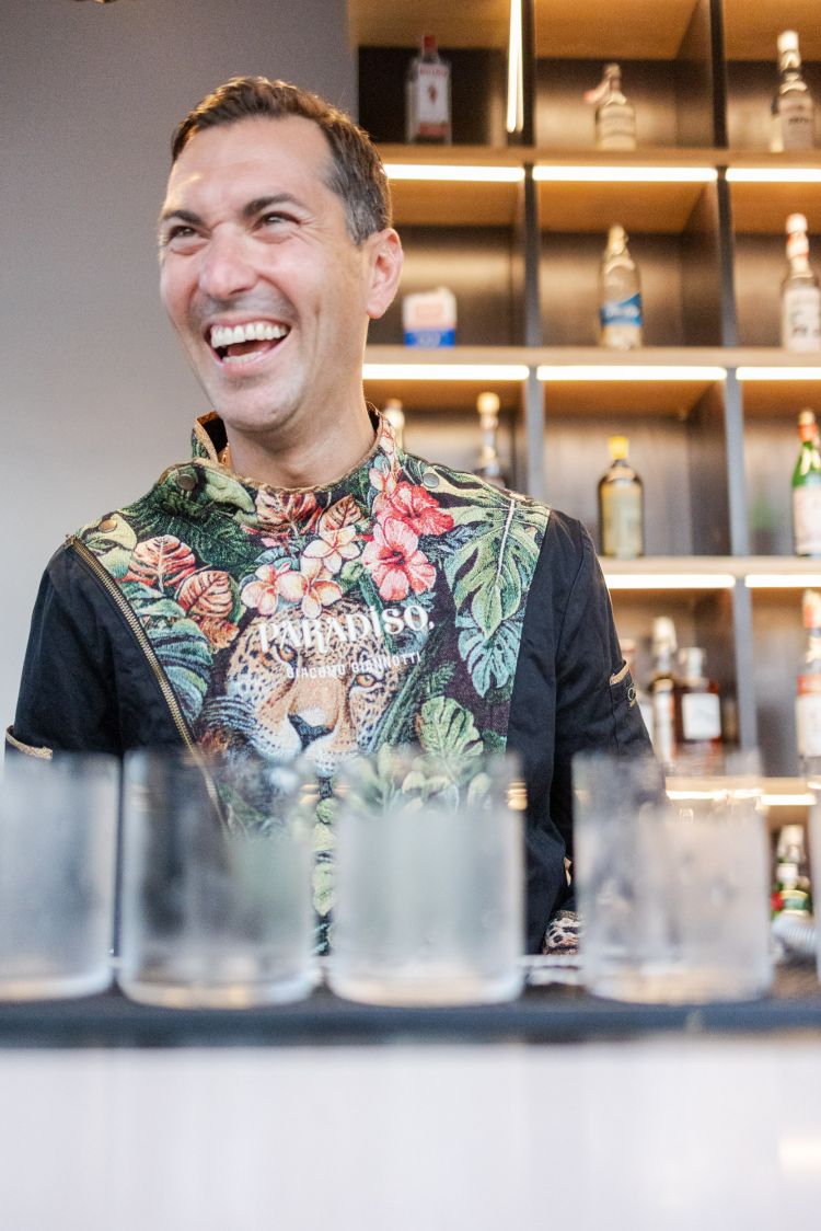 Giacomo Giannotti di Bar Paradiso a Barcellona, in uno scatto di Michele Galluccio